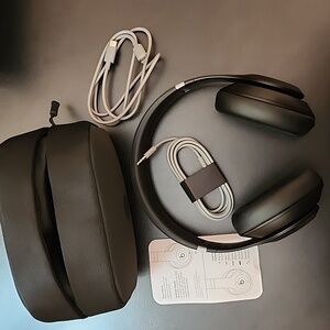 Beats Studio Pro Headphones